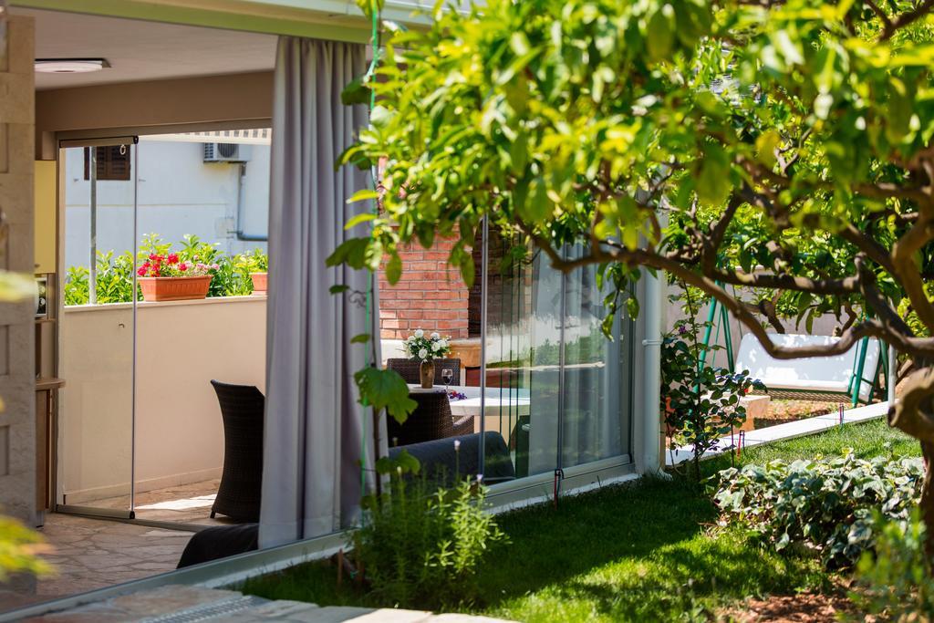 Villa Kamenica Komiža Esterno foto