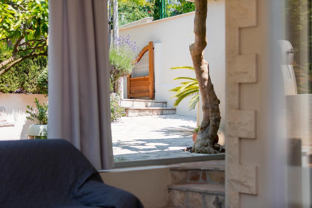 Villa Kamenica Komiža Esterno foto