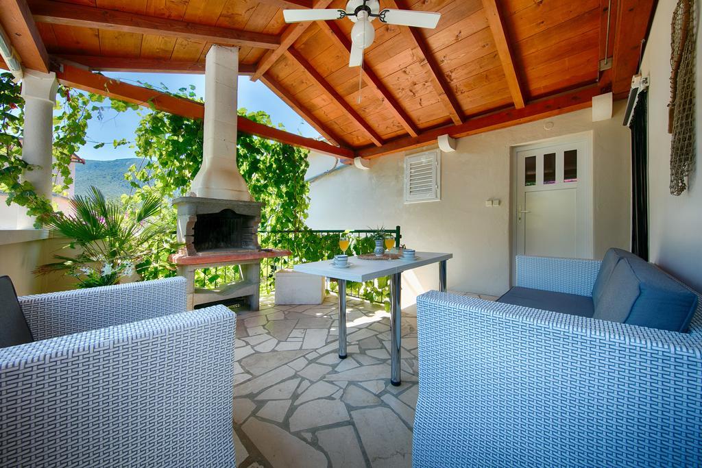 Villa Kamenica Komiža Esterno foto